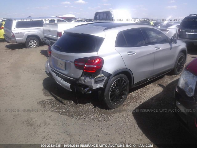 WDCTG4EB7JJ388666 - 2018 MERCEDES-BENZ GLA 250 SILVER photo 4