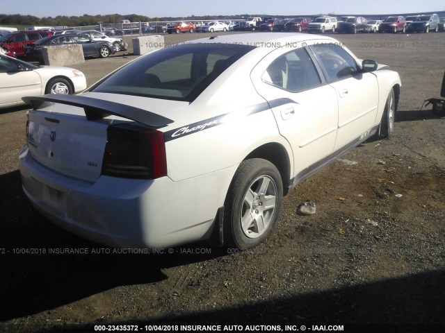 2B3KA43G87H830626 - 2007 DODGE CHARGER SE/SXT WHITE photo 4