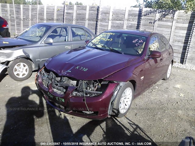 WBAPK53579A513120 - 2009 BMW 328 XI SULEV MAROON photo 2