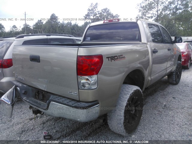 5TBDV54118S520079 - 2008 TOYOTA TUNDRA CREWMAX/CREWMAX SR5 BEIGE photo 4