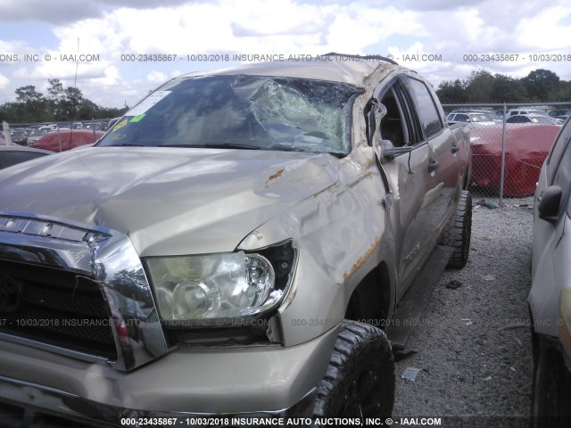 5TBDV54118S520079 - 2008 TOYOTA TUNDRA CREWMAX/CREWMAX SR5 BEIGE photo 6