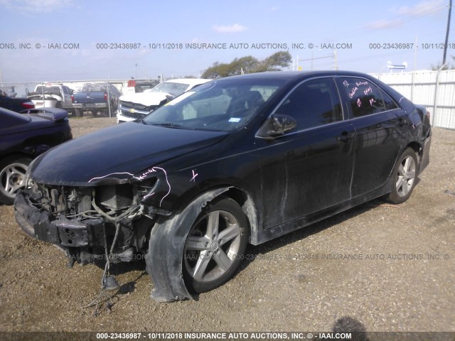 4T1BF1FK0EU798145 - 2014 TOYOTA CAMRY L/SE/LE/XLE 黑色 照片 2
