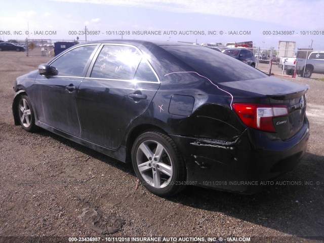 4T1BF1FK0EU798145 - 2014 TOYOTA CAMRY L/SE/LE/XLE 黑色 照片 3