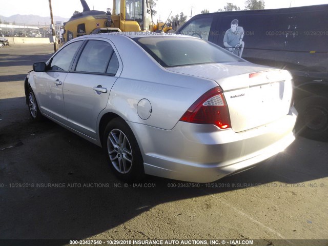 3FAHP0GA6CR259809 - 2012 FORD FUSION S SILVER photo 3