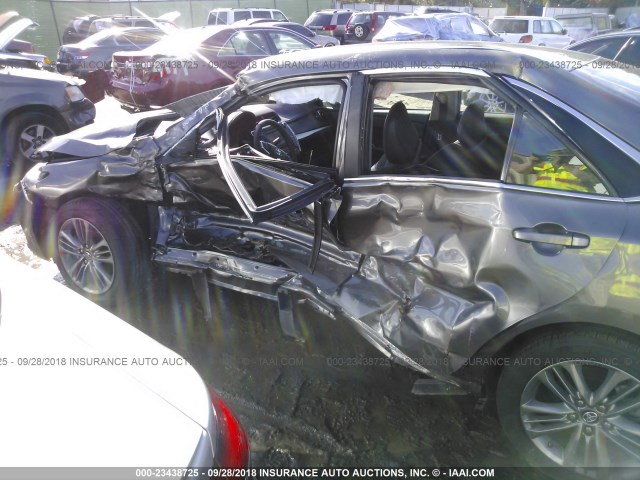 4T1BF1FK4HU406854 - 2017 TOYOTA CAMRY LE/XLE/SE/XSE GRAY photo 6