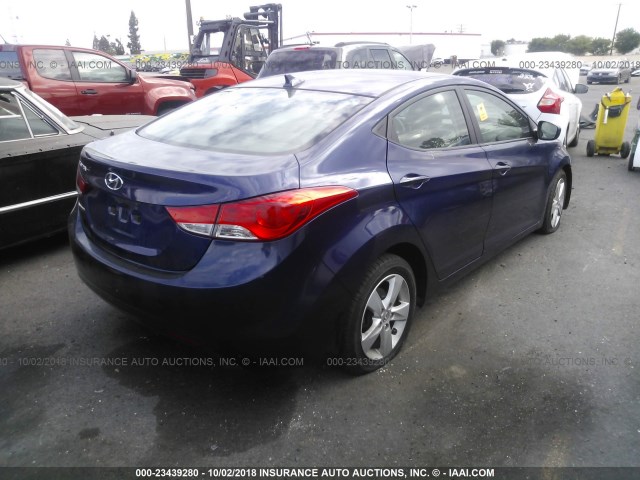 5NPDH4AE9DH237882 - 2013 HYUNDAI ELANTRA GLS/LIMITED BLUE photo 4