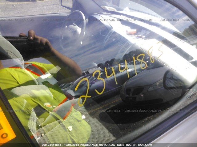 KM8JN72D26U341461 - 2006 HYUNDAI TUCSON GLS/LIMITED ვერცხლისფერი ფოტო 5