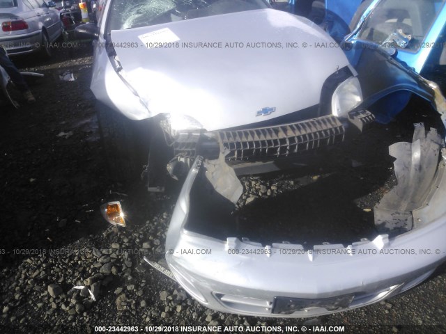 1G1JF524427471037 - 2002 CHEVROLET CAVALIER LS SILVER photo 6