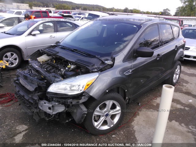 1FMCU0F72EUE12356 - 2014 FORD ESCAPE S GRAY photo 2