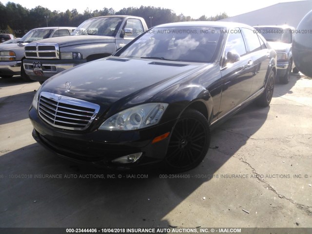 WDDNG71X57A015741 - 2007 MERCEDES-BENZ S 550 BLACK photo 2