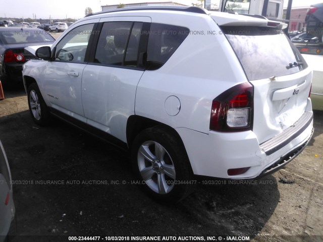 1C4NJCBA3GD665312 - 2016 JEEP COMPASS SPORT WHITE photo 3