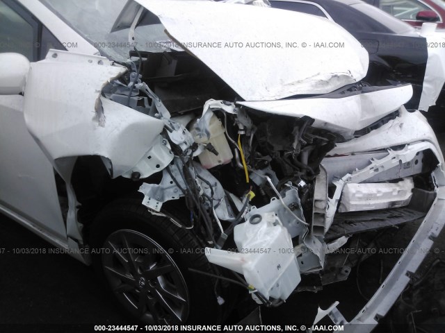 JTDZN3EU4FJ028490 - 2015 TOYOTA PRIUS V WHITE photo 6