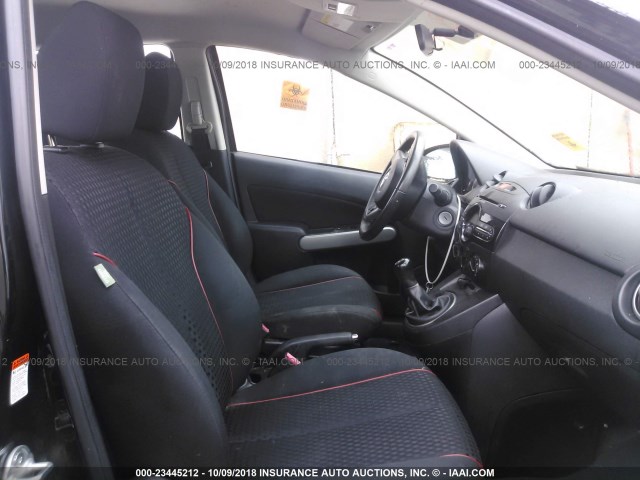 JM1DE1HZ7B0115855 - 2011 MAZDA MAZDA2 BLACK photo 5