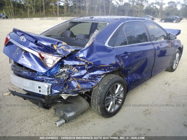 4T1BF1FK6FU940709 - 2015 TOYOTA CAMRY LE/XLE/SE/XSE BLUE photo 4
