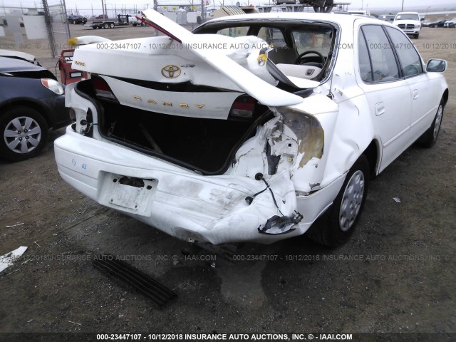 4T1BG12K1TU950885 - 1996 TOYOTA CAMRY DX/LE/XLE WHITE photo 6