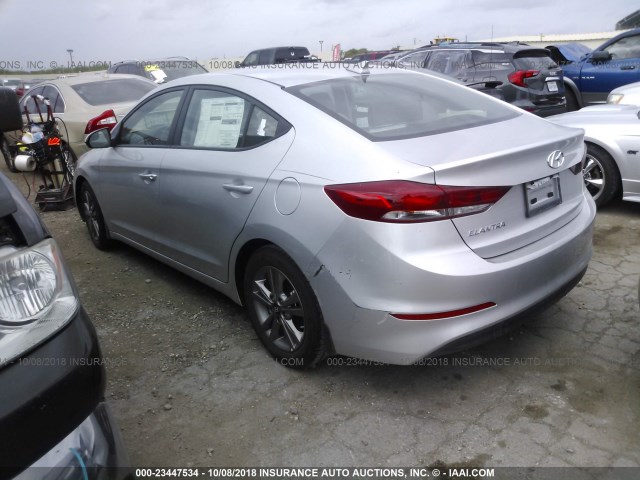 5NPD84LF6JH310241 - 2018 HYUNDAI ELANTRA SEL/VALUE/LIMITED SILVER photo 3