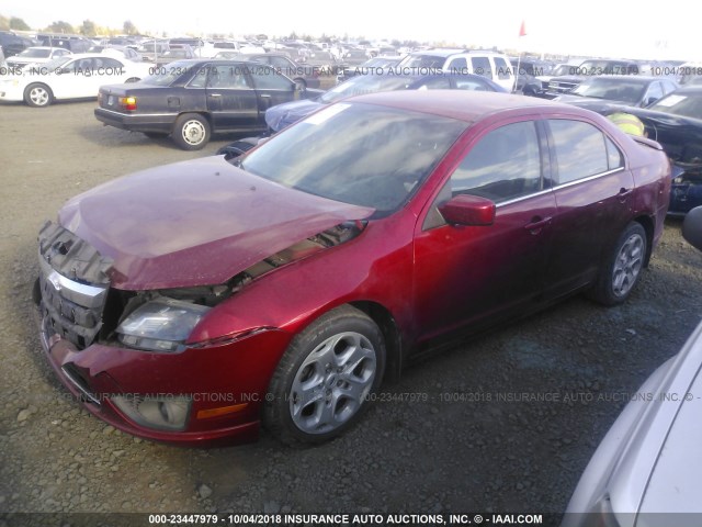 3FAHP0HA4BR169880 - 2011 FORD FUSION SE RED photo 2