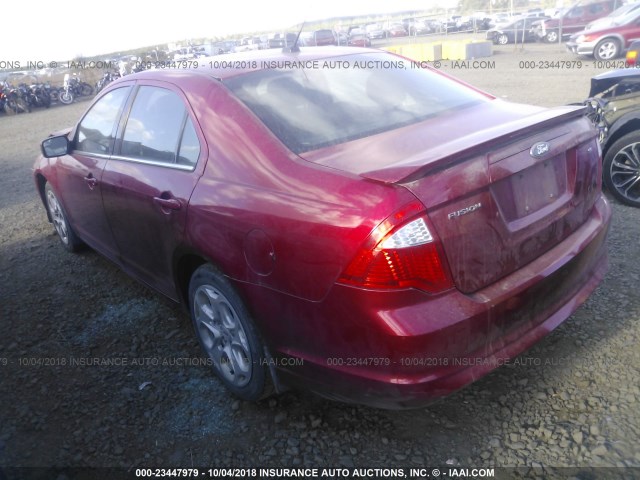 3FAHP0HA4BR169880 - 2011 FORD FUSION SE RED photo 3