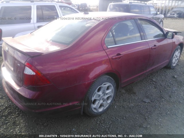 3FAHP0HA4BR169880 - 2011 FORD FUSION SE RED photo 4