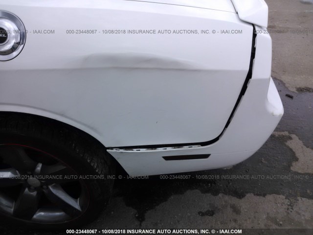 2C3CDYAG6DH511861 - 2013 DODGE CHALLENGER SXT WHITE photo 6