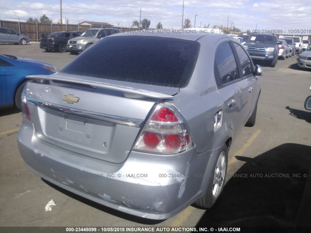 KL1TG56E19B301216 - 2009 CHEVROLET AVEO LT SILVER photo 4