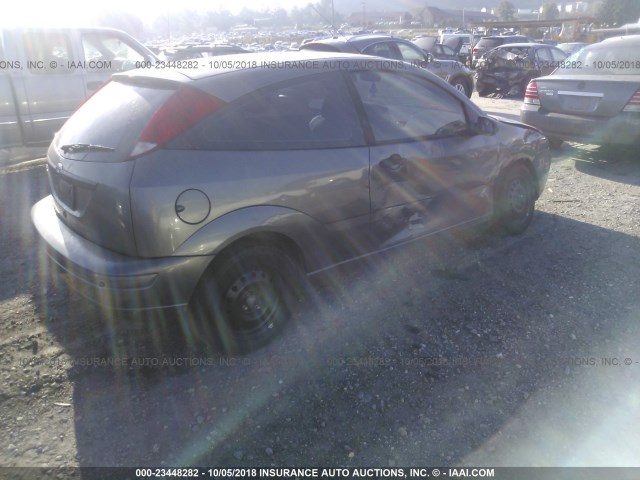 1FAFP31N07W148406 - 2007 FORD FOCUS ZX3/S/SE/SES GRAY photo 4