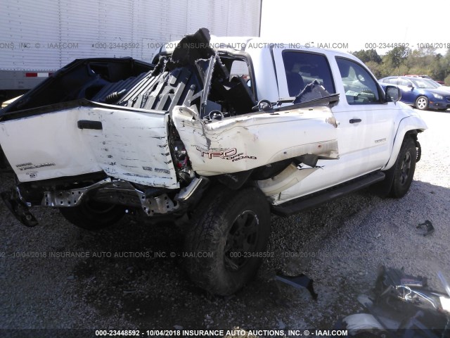 3TMLU42NX9M021210 - 2009 TOYOTA TACOMA DOUBLE CAB 白色 照片 4