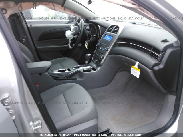 1G11B5SL5FF182165 - 2015 CHEVROLET MALIBU LS ვერცხლისფერი ფოტო 5