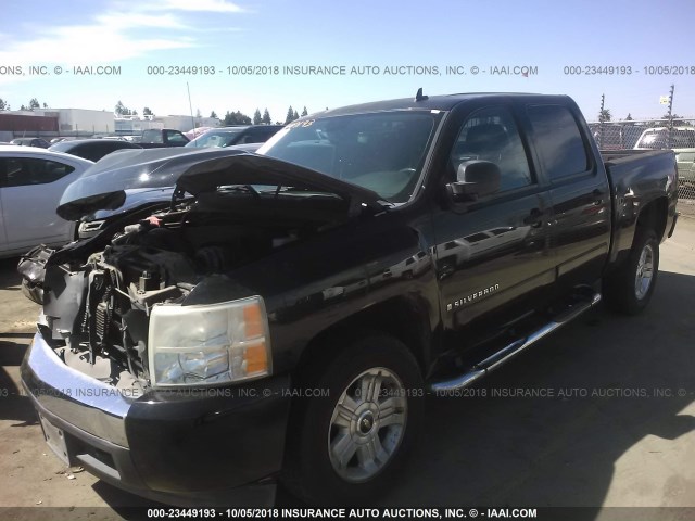 2GCEC13J381245849 - 2008 CHEVROLET SILVERADO C1500 BLACK photo 2