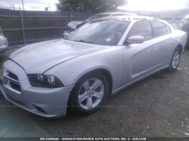 2C3CDXBG2CH286653 - 2012 DODGE CHARGER SE SILVER photo 2