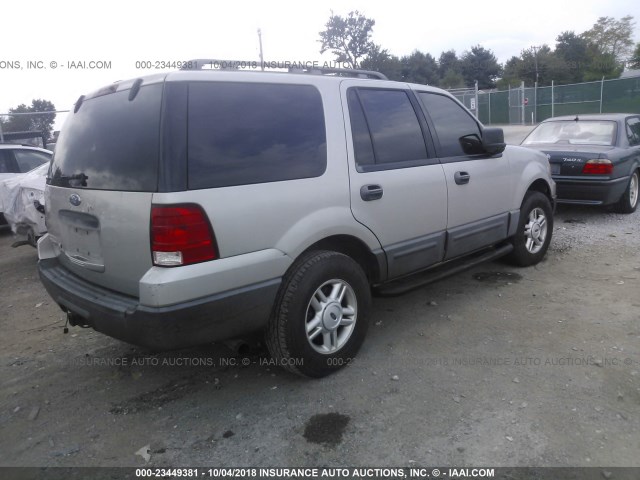 1FMPU16585LA78605 - 2005 FORD EXPEDITION XLT SILVER photo 4