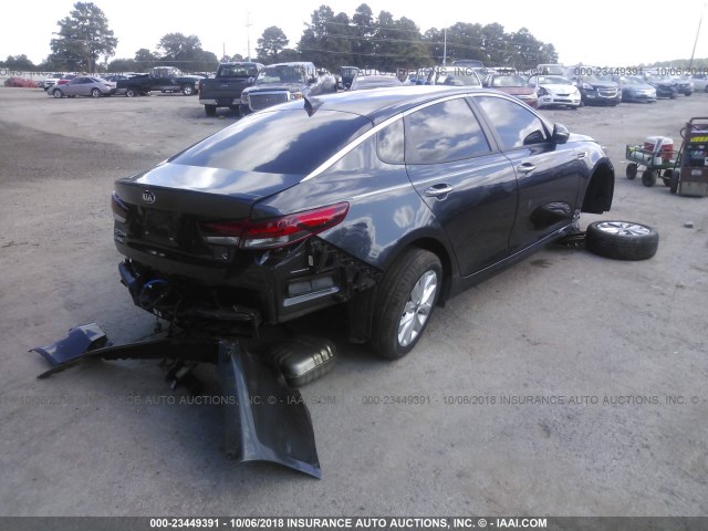 5XXGT4L31JG231122 - 2018 KIA OPTIMA LX/S GRAY photo 4