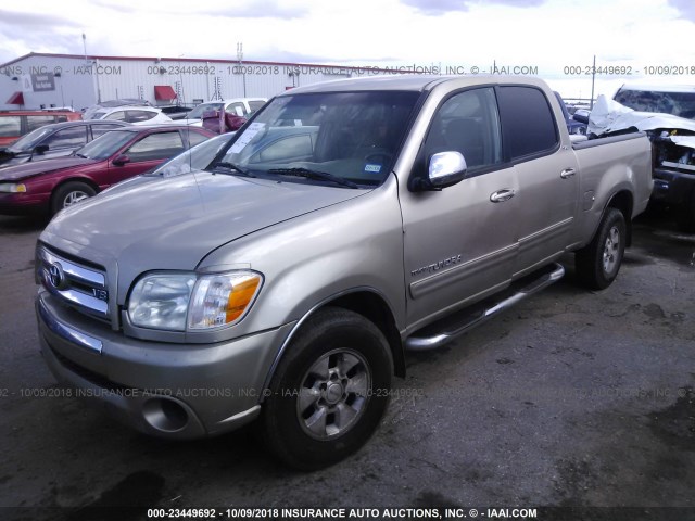 5TBET34186S555004 - 2006 TOYOTA TUNDRA DOUBLE CAB SR5 TAN photo 2