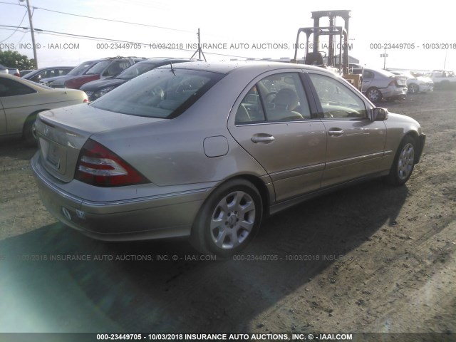 WDBRF61J55A680686 - 2005 MERCEDES-BENZ C 240 GOLD photo 4