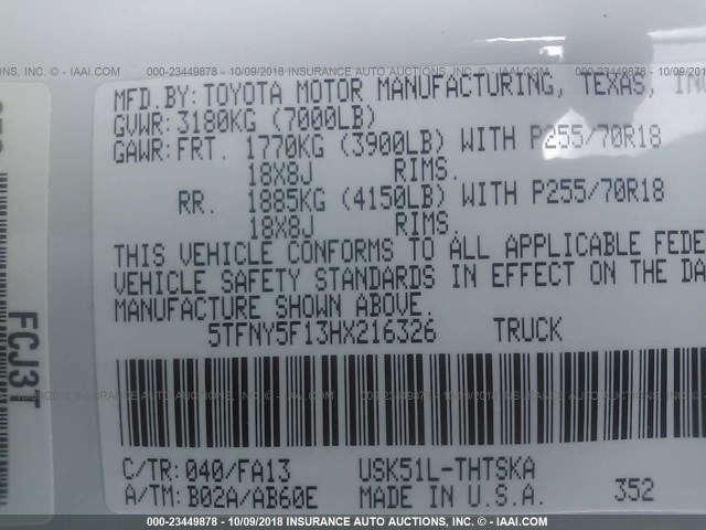 5TFNY5F13HX216326 - 2017 TOYOTA TUNDRA SR WHITE photo 9