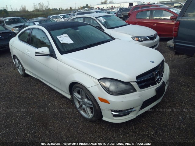 WDDGJ4HB8FG348904 - 2015 MERCEDES-BENZ C 250 WHITE photo 1