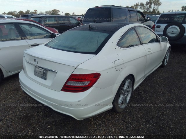 WDDGJ4HB8FG348904 - 2015 MERCEDES-BENZ C 250 WHITE photo 4