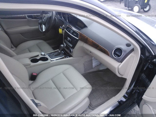 WDDGF4HB9CA632543 - 2012 MERCEDES-BENZ C 250 BLACK photo 5