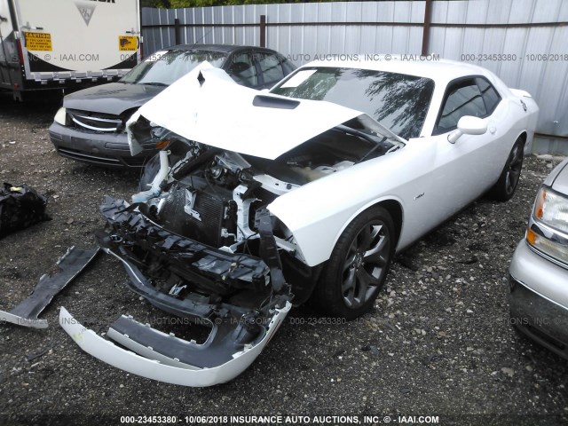 2C3CDZAT8FH711890 - 2015 DODGE CHALLENGER SXT WHITE photo 2