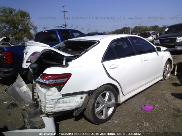 4T1BK3EK8BU620634 - 2011 TOYOTA CAMRY SE/LE/XLE WHITE photo 4