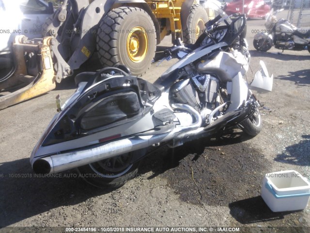 5VPSW36N8B3006532 - 2011 VICTORY MOTORCYCLES VISION TOUR თეთრი ფოტო 4
