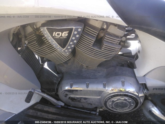 5VPSW36N8B3006532 - 2011 VICTORY MOTORCYCLES VISION TOUR თეთრი ფოტო 9