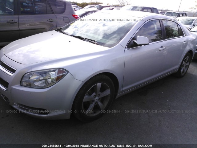 1G1ZC5E17BF143663 - 2011 CHEVROLET MALIBU 1LT SILVER photo 2
