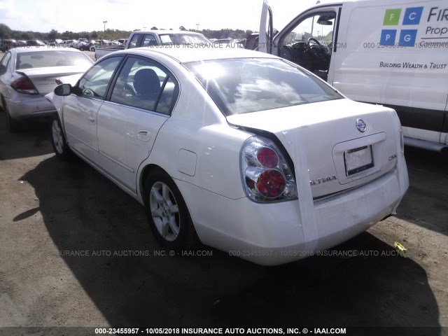 1N4AL11D45N484385 - 2005 NISSAN ALTIMA S/SL WHITE photo 3