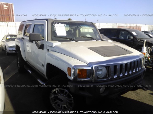 5GTDN136168174025 - 2006 HUMMER H3 WHITE photo 1