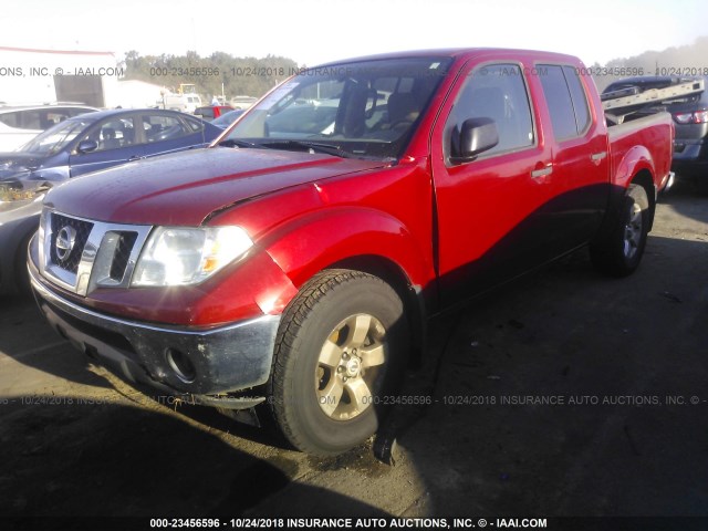 1N6AD0EV2AC423589 - 2010 NISSAN FRONTIER CREW CAB SE/LE/NISMO RED photo 2