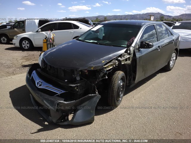 4T4BF1FK1ER353936 - 2014 TOYOTA CAMRY L/SE/LE/XLE 银色 照片 2