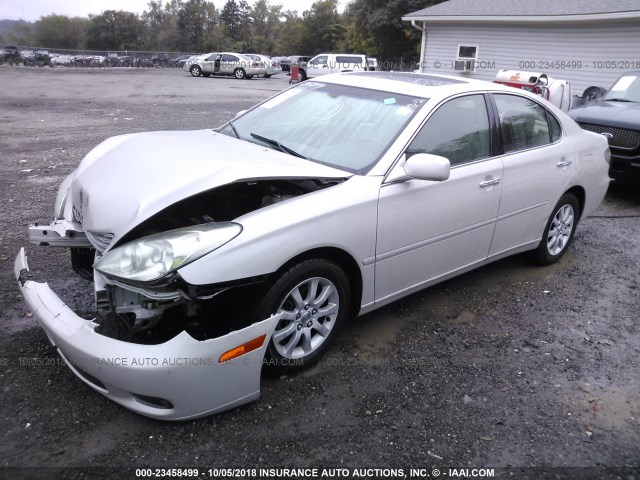 JTHBA30G045000060 - 2004 LEXUS ES 330 GRAY photo 2