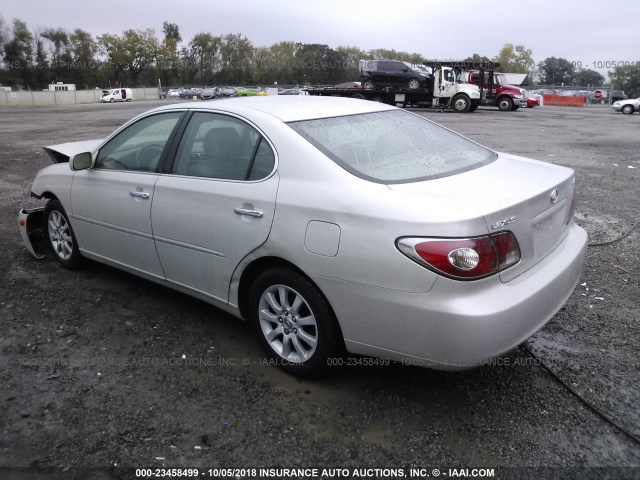 JTHBA30G045000060 - 2004 LEXUS ES 330 GRAY photo 3