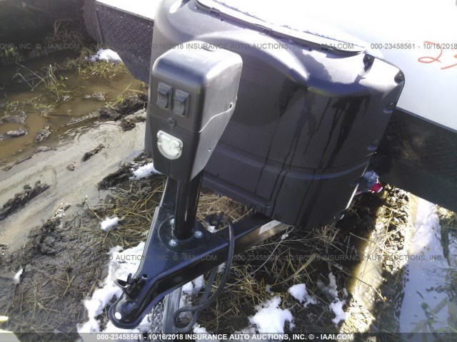 4X4CFSW1XHD176995 - 2017 FOREST RIVER FLAGSTAFF T21TBHW  棕色 照片 10